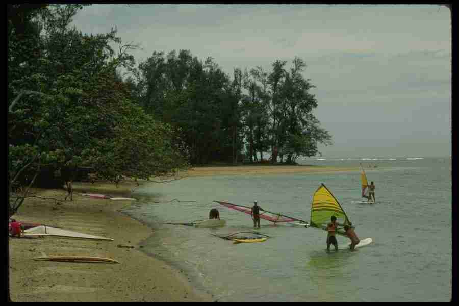 Hawaii - Corel Professional Photos ></a>
<script language=JavaScript> 
  var txt = 