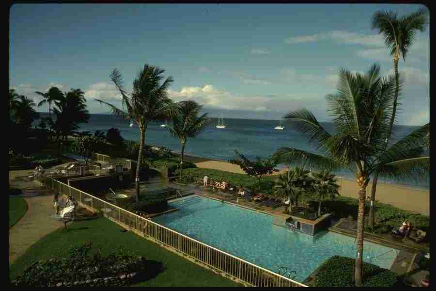 Hawaii - Corel Professional Photos ></a>
<script language=JavaScript> 
  var txt = 