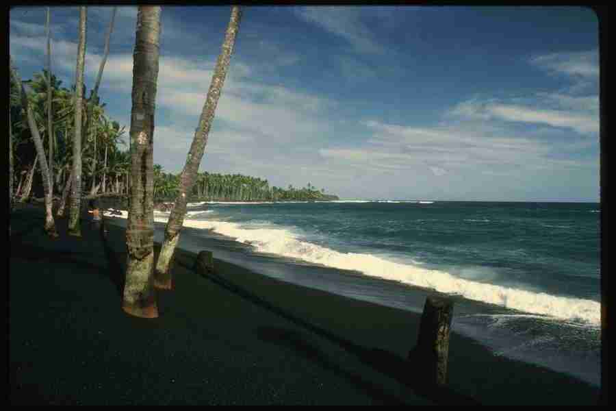 Hawaii - Corel Professional Photos ></a>
<script language=JavaScript> 
  var txt = 