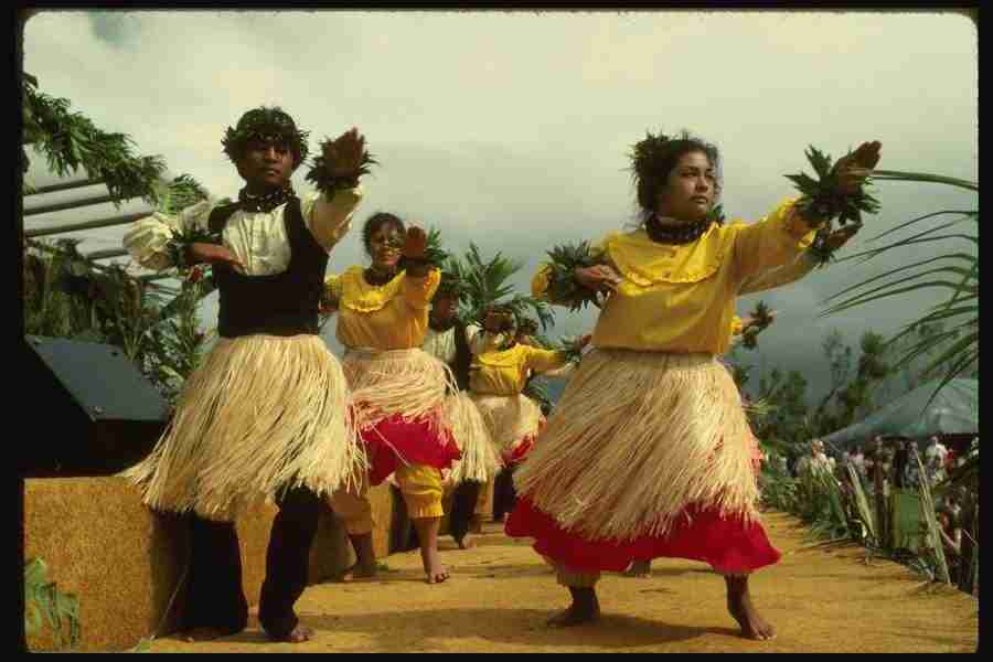 Hawaii - Corel Professional Photos ></a>
<script language=JavaScript> 
  var txt = 