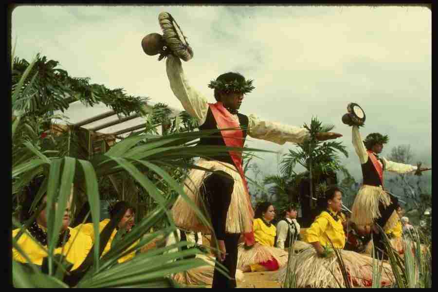 Hawaii - Corel Professional Photos ></a>
<script language=JavaScript> 
  var txt = 