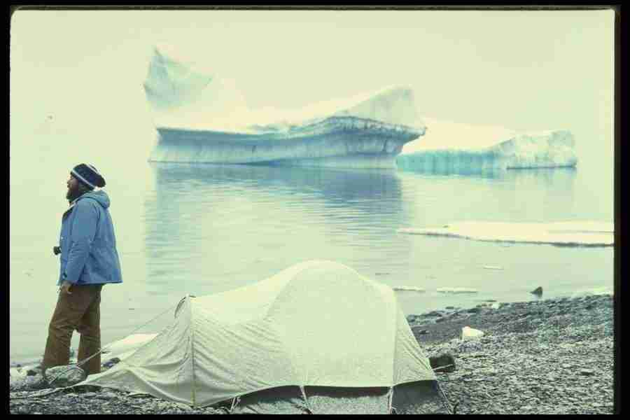 Ice and Icebergs - Corel Professional Photos ></a>
<script language=JavaScript> 
  var txt = 