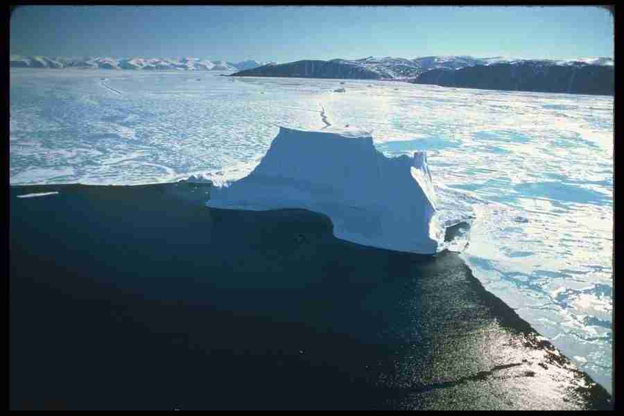 Ice and Icebergs - Corel Professional Photos ></a>
<script language=JavaScript> 
  var txt = 