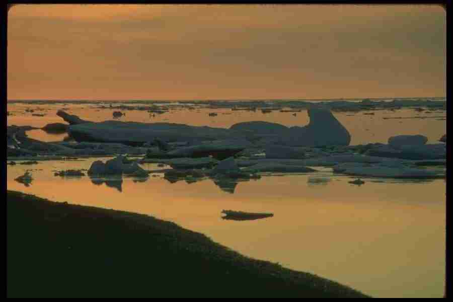 Ice and Icebergs - Corel Professional Photos ></a>
<script language=JavaScript> 
  var txt = 