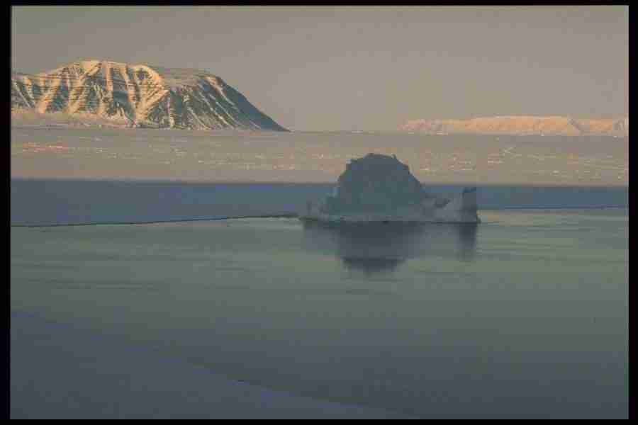 Ice and Icebergs - Corel Professional Photos ></a>
<script language=JavaScript> 
  var txt = 