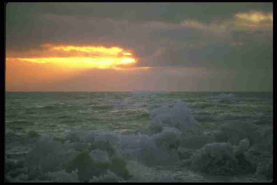 Ice and Icebergs - Corel Professional Photos ></a>
<script language=JavaScript> 
  var txt = 