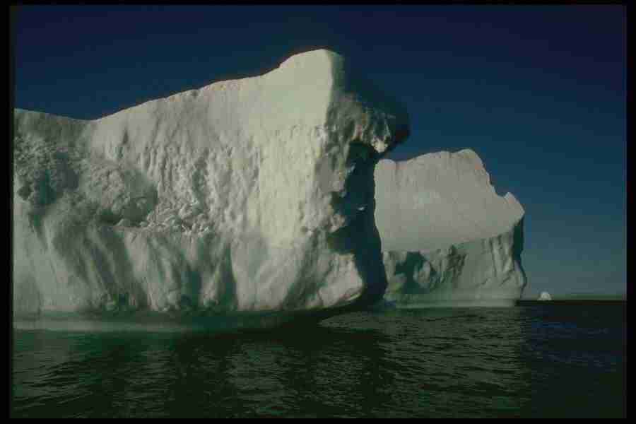 Ice and Icebergs - Corel Professional Photos ></a>
<script language=JavaScript> 
  var txt = 