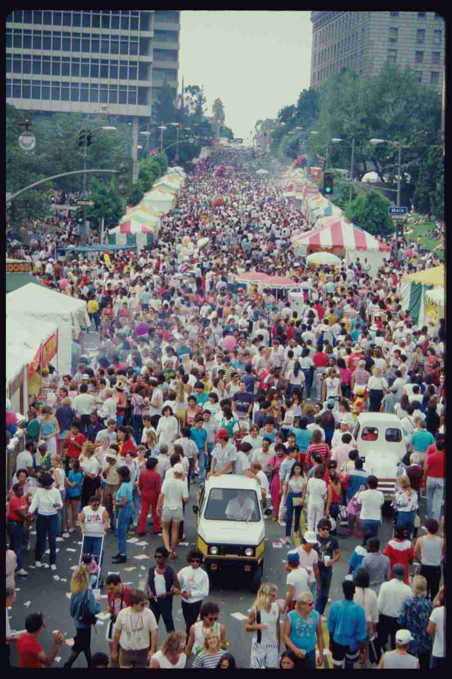 Los Angeles - Corel Professional Photos ></a>
<script language=JavaScript> 
  var txt = 