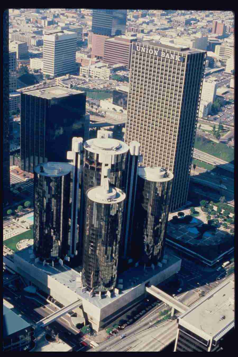 Los Angeles - Corel Professional Photos ></a>
<script language=JavaScript> 
  var txt = 