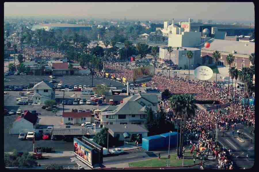 Los Angeles - Corel Professional Photos ></a>
<script language=JavaScript> 
  var txt = 