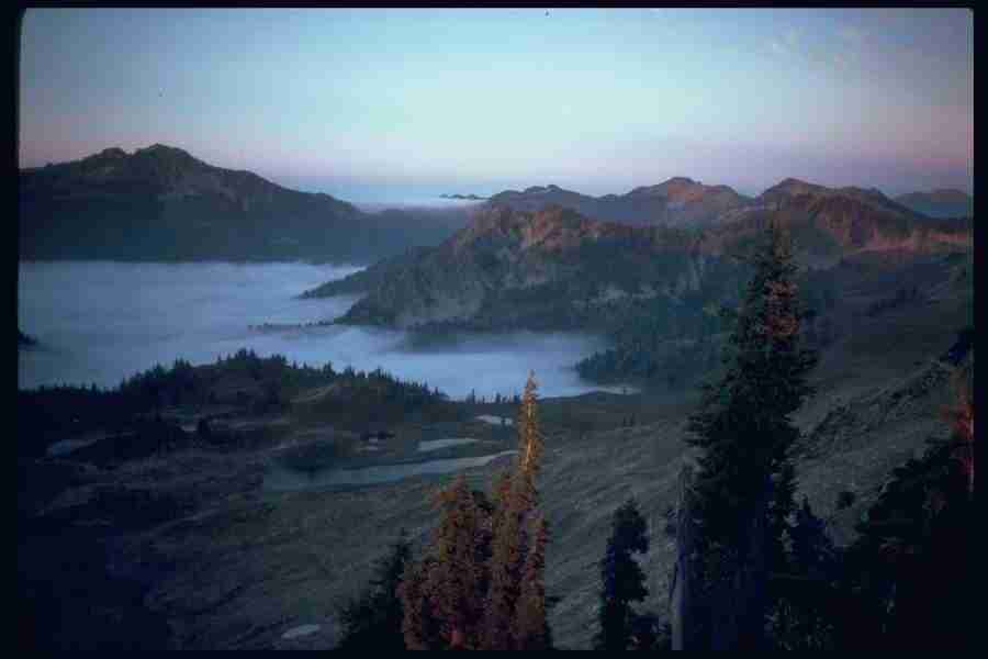 Lakes & Rivers - Corel Professional Photos ></a>
<script language=JavaScript> 
  var txt = 