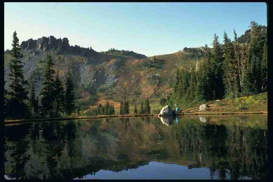 Lakes & Rivers - Corel Professional Photos ></a>
<script language=JavaScript> 
  var txt = 