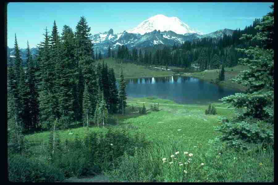 Lakes & Rivers - Corel Professional Photos ></a>
<script language=JavaScript> 
  var txt = 