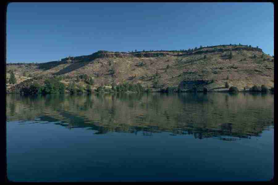 Lakes & Rivers - Corel Professional Photos ></a>
<script language=JavaScript> 
  var txt = 