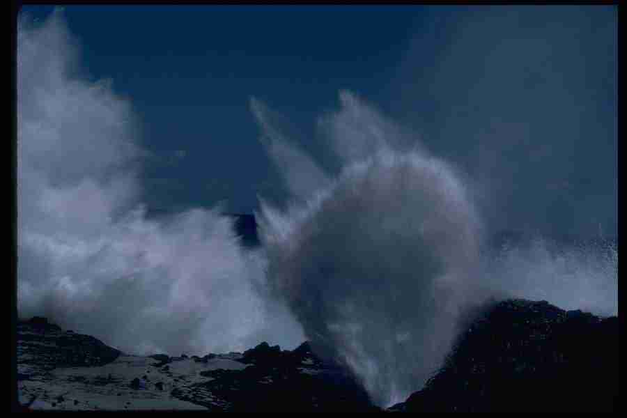 Lakes & Rivers - Corel Professional Photos ></a>
<script language=JavaScript> 
  var txt = 