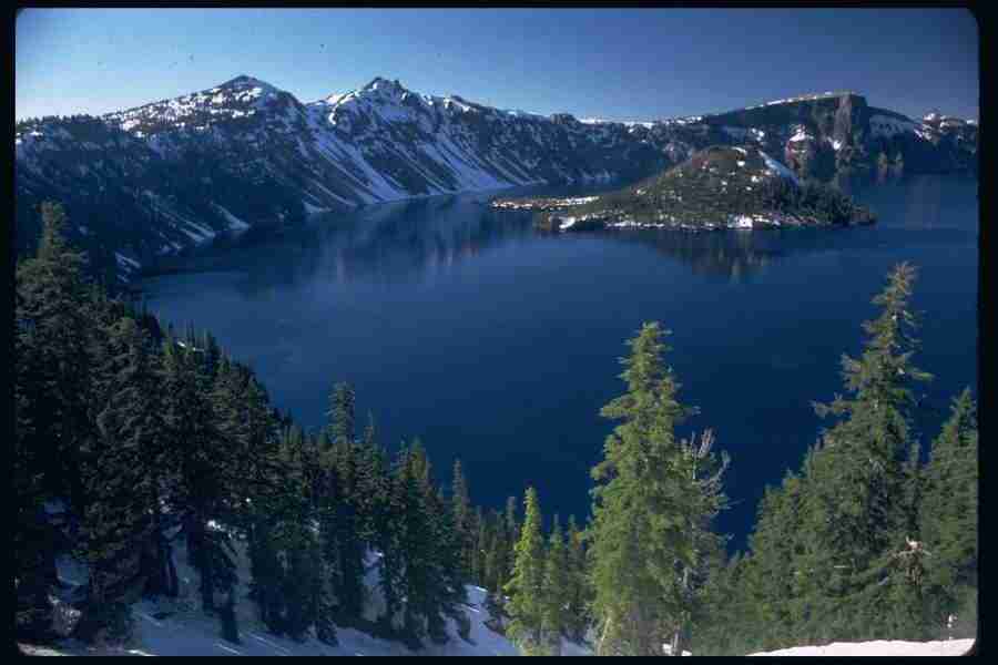 Lakes & Rivers - Corel Professional Photos ></a>
<script language=JavaScript> 
  var txt = 