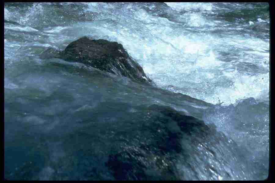 Lakes & Rivers - Corel Professional Photos ></a>
<script language=JavaScript> 
  var txt = 