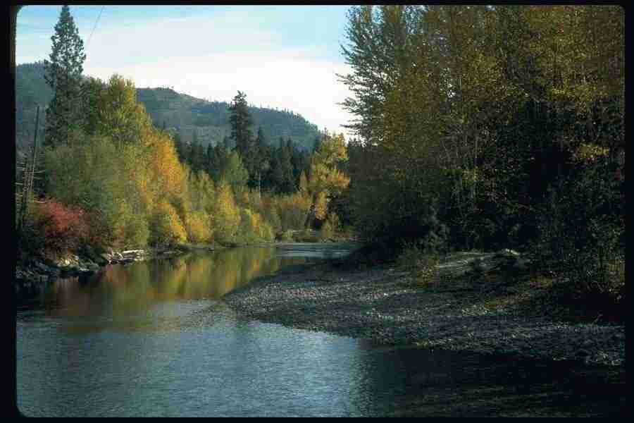 Lakes & Rivers - Corel Professional Photos ></a>
<script language=JavaScript> 
  var txt = 