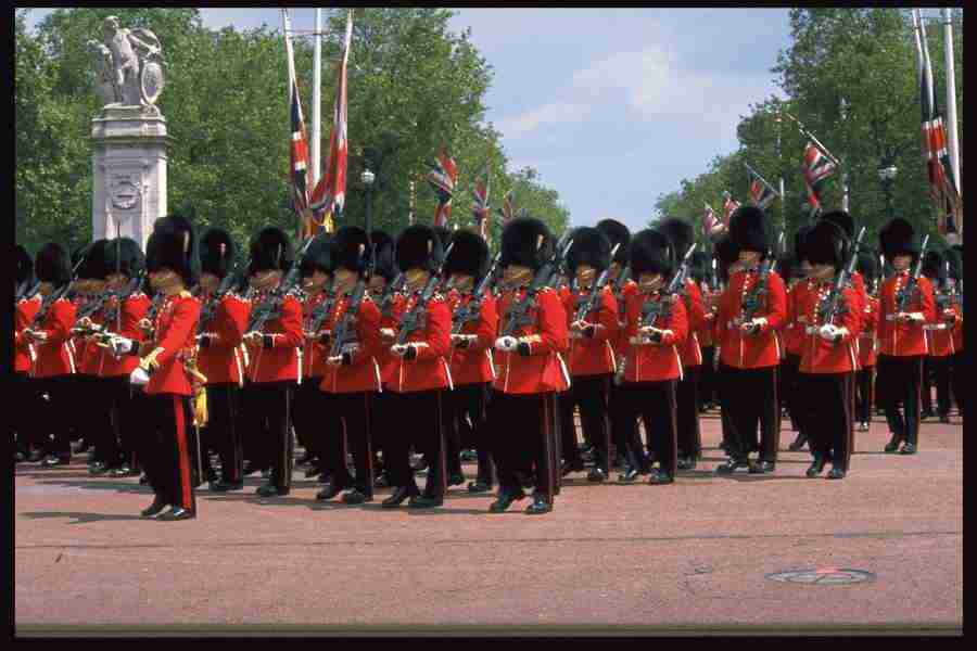 London England - Corel Professional Photos ></a>
<script language=JavaScript> 
  var txt = 