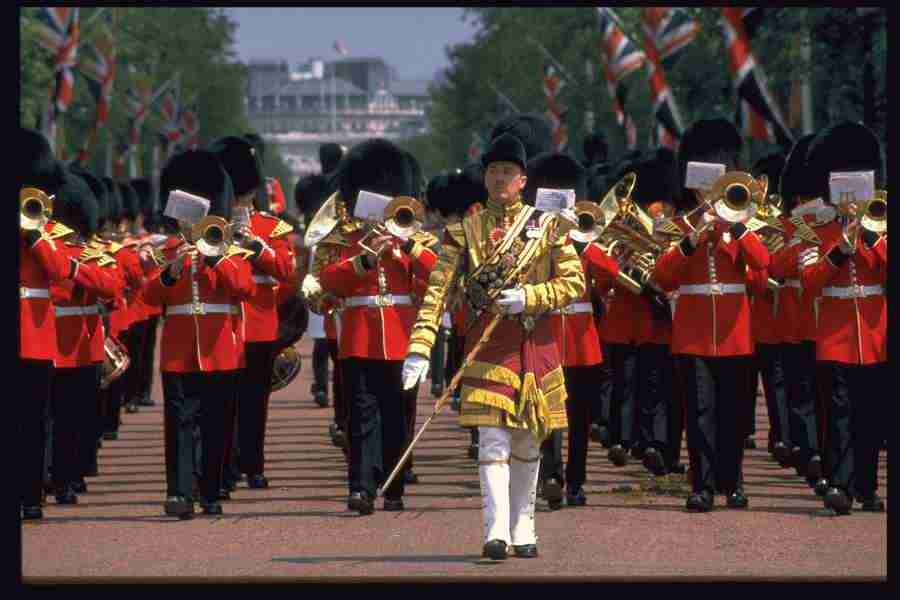 London England - Corel Professional Photos ></a>
<script language=JavaScript> 
  var txt = 