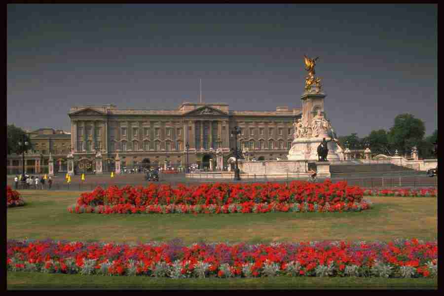 London England - Corel Professional Photos ></a>
<script language=JavaScript> 
  var txt = 