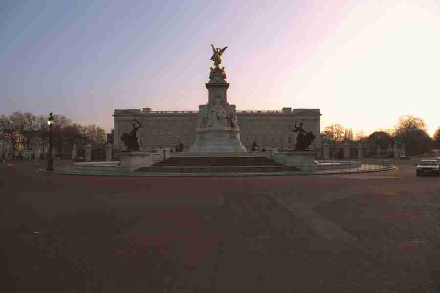 London England - Corel Professional Photos ></a>
<script language=JavaScript> 
  var txt = 