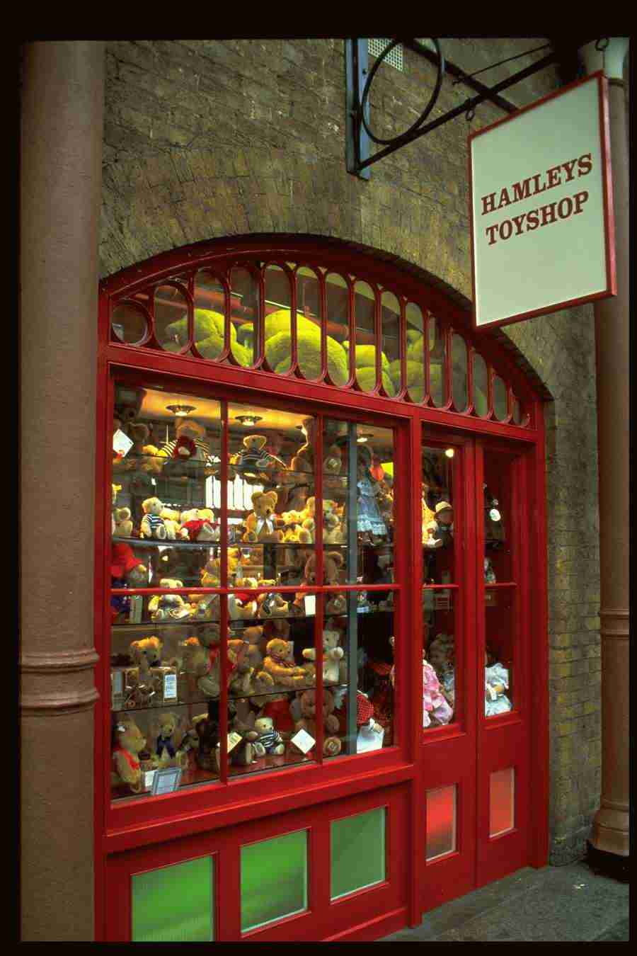 London England - Corel Professional Photos ></a>
<script language=JavaScript> 
  var txt = 