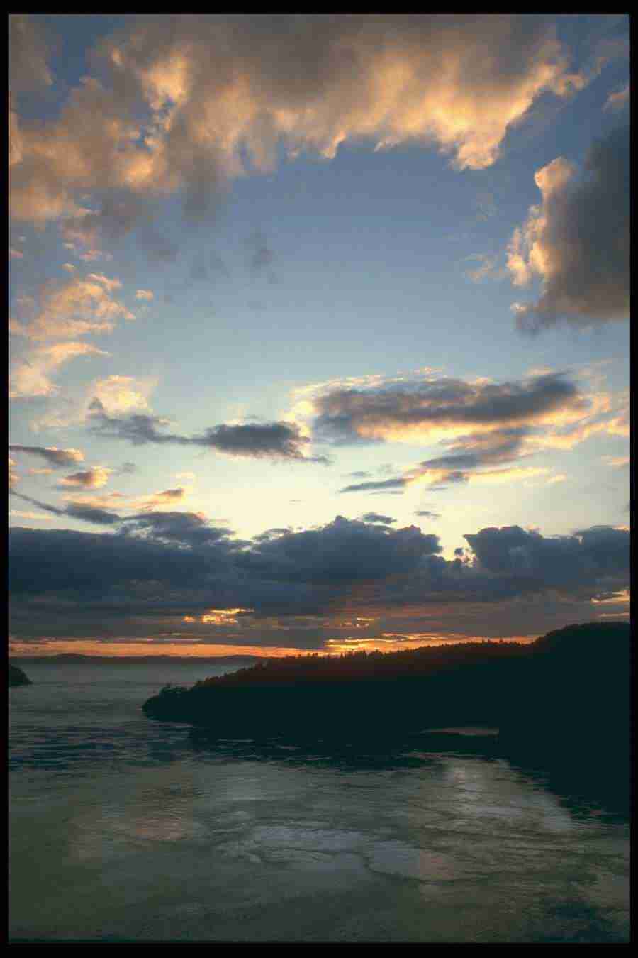 Landscape Of The World - Corel Professional Photos ></a>
<script language=JavaScript> 
  var txt = 