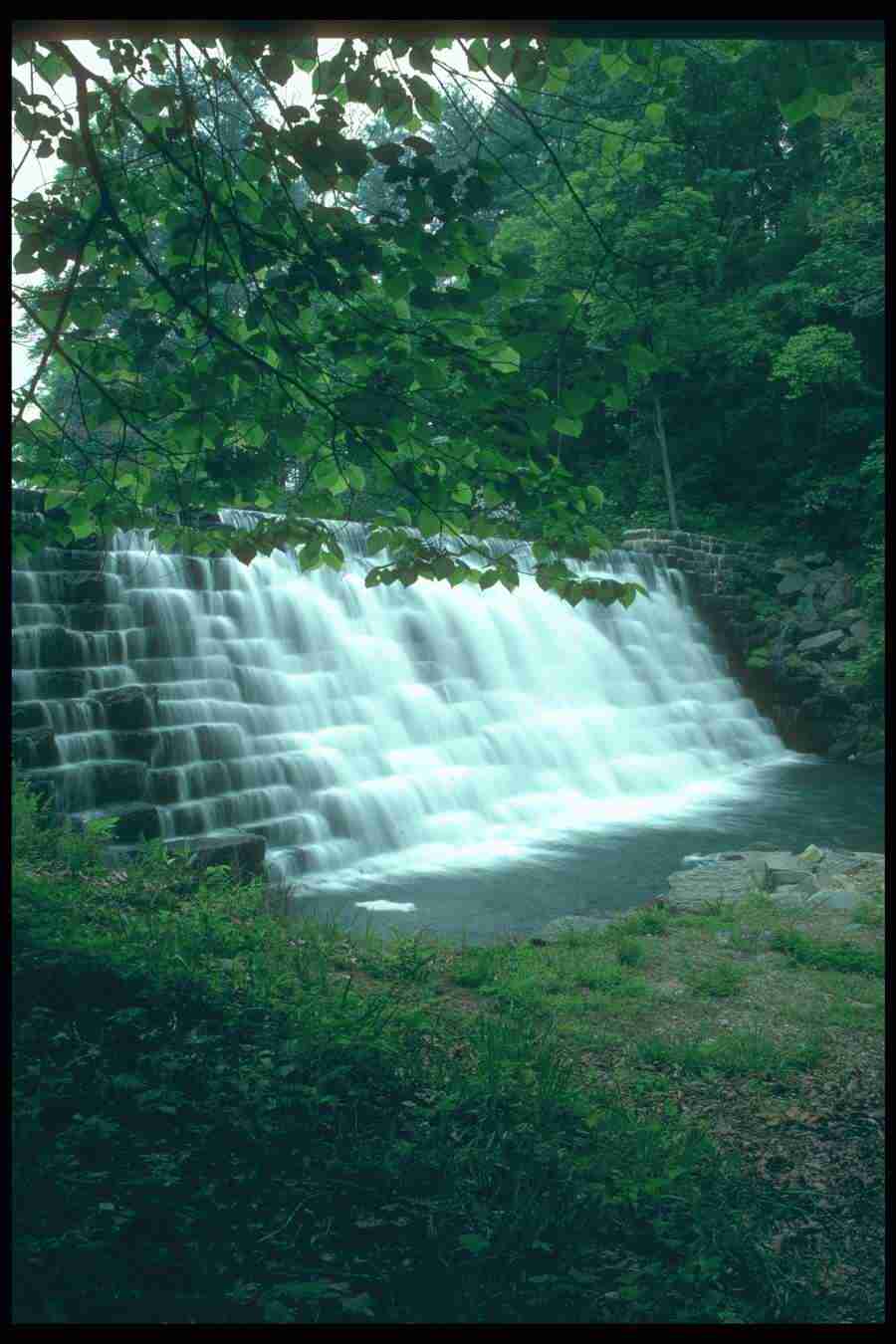 Landscape Of The World - Corel Professional Photos ></a>
<script language=JavaScript> 
  var txt = 