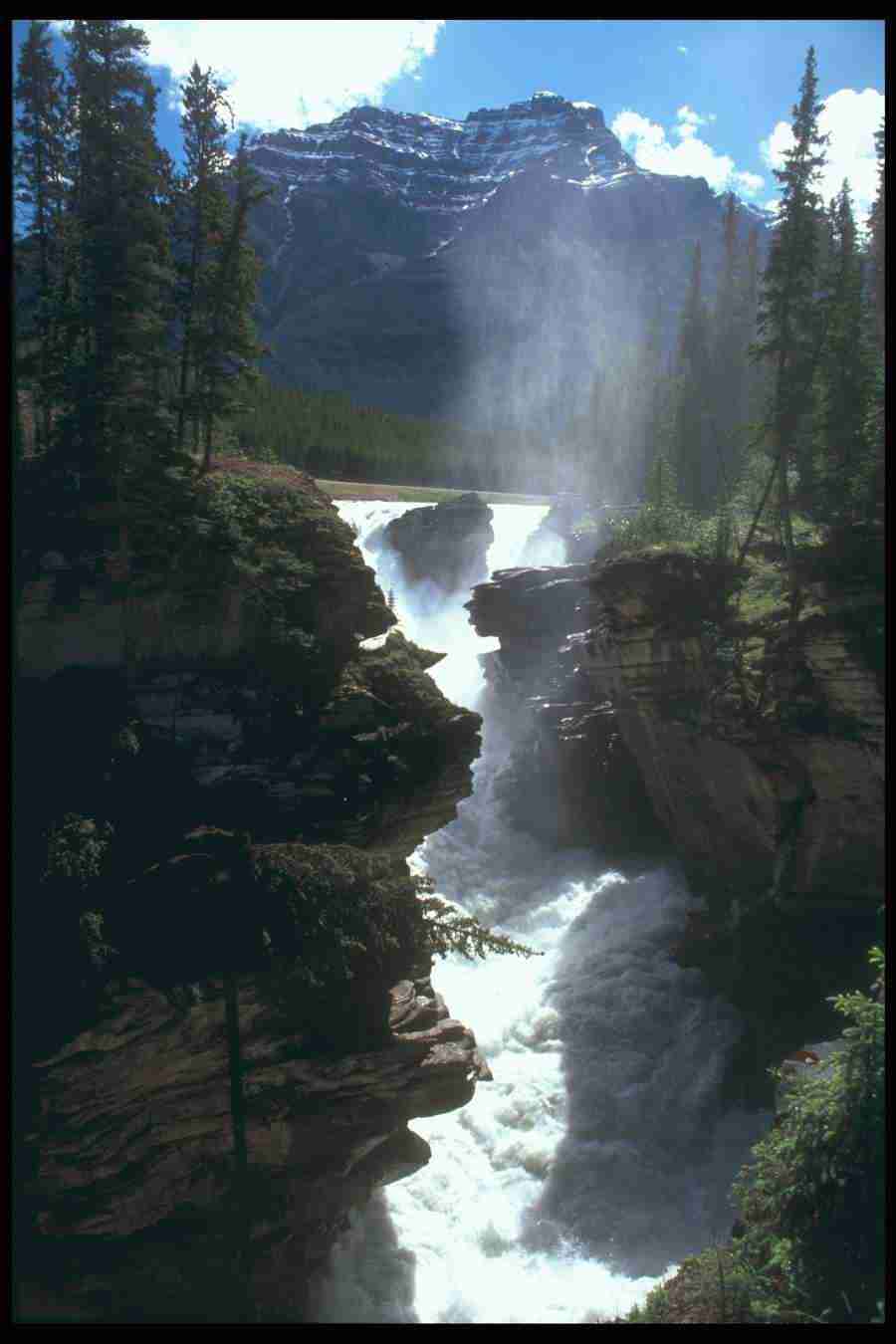 Landscape Of The World - Corel Professional Photos ></a>
<script language=JavaScript> 
  var txt = 