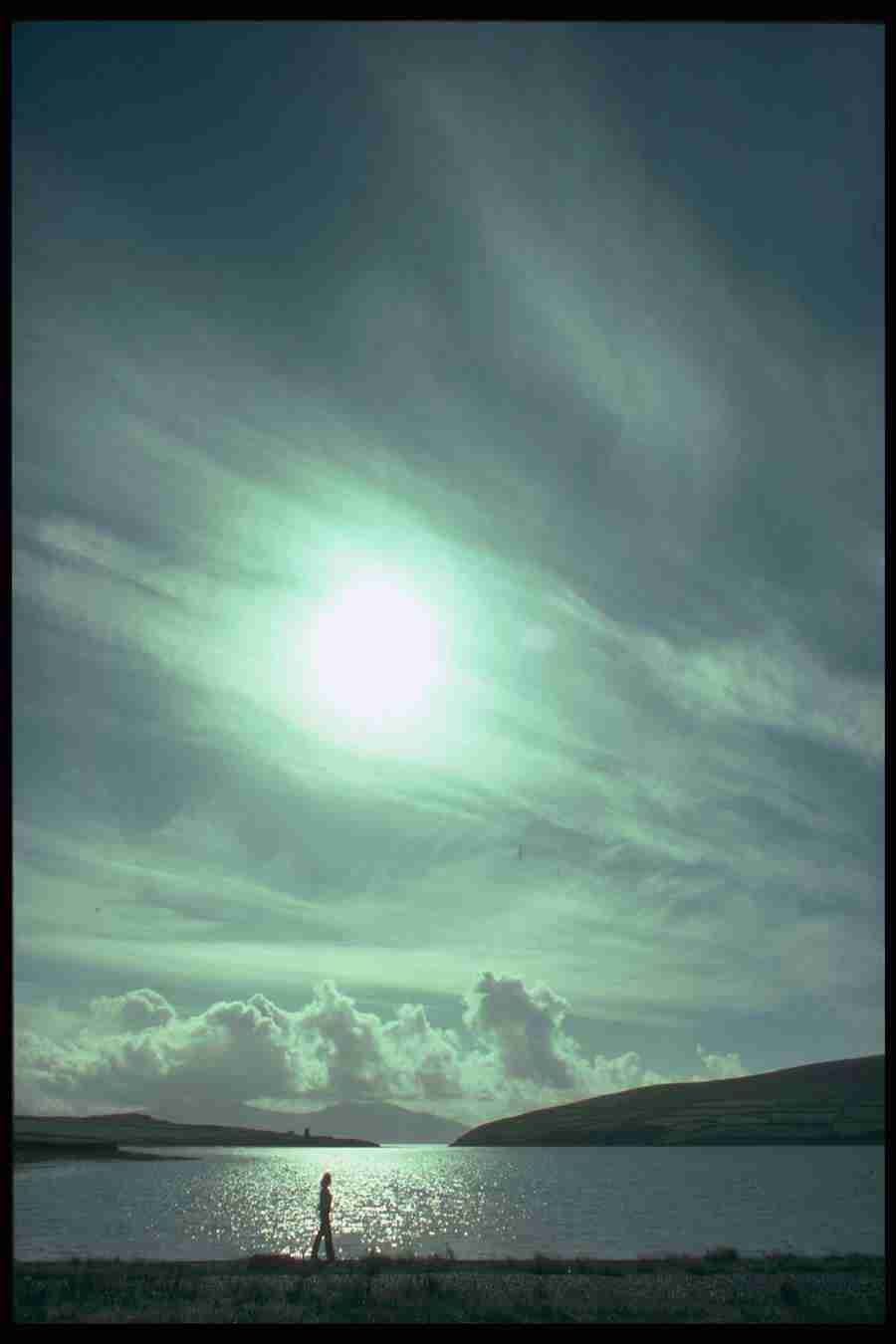 Landscape Of The World - Corel Professional Photos ></a>
<script language=JavaScript> 
  var txt = 