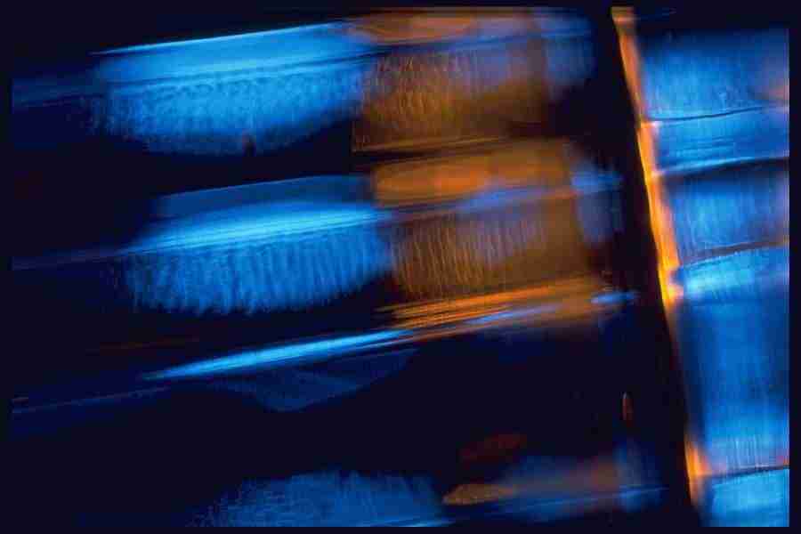 Light Textures - Corel Professional Photos ></a>
<script language=JavaScript> 
  var txt = 