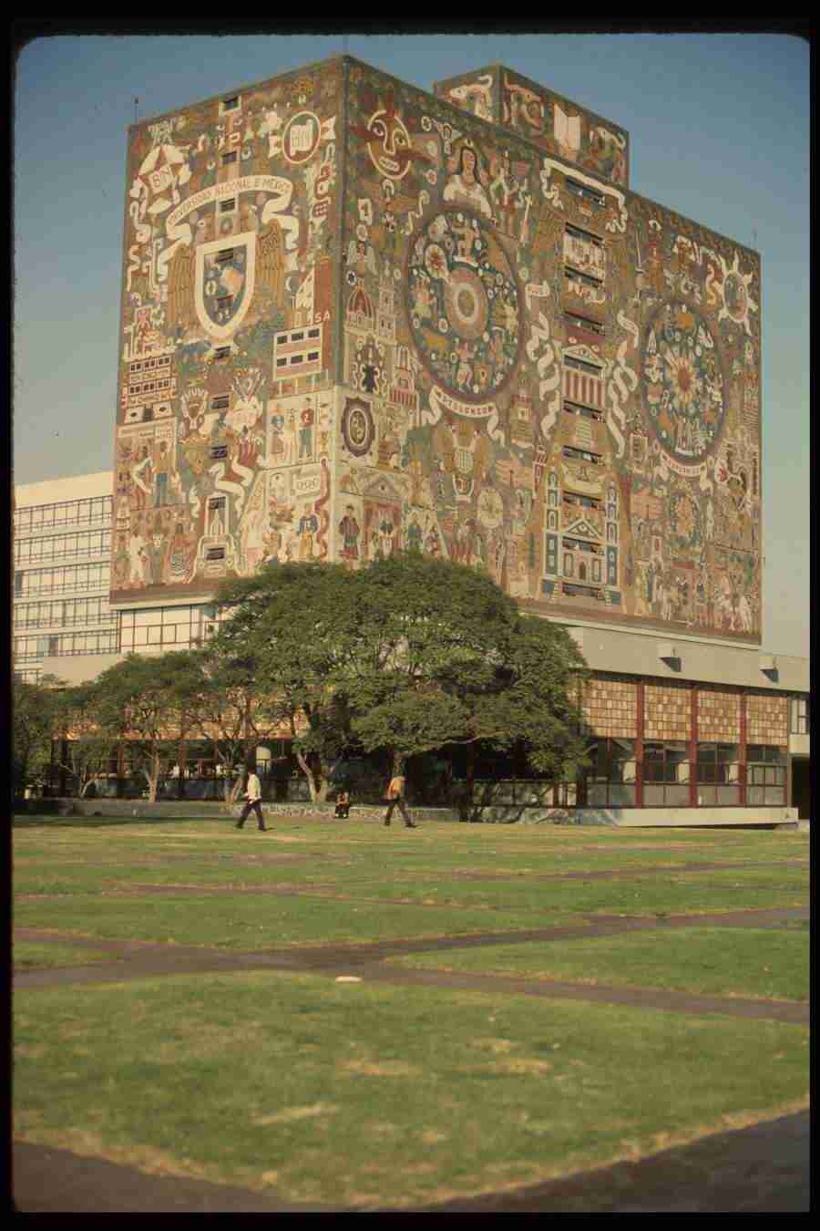 Mexico City - Corel Professional Photos ></a>
<script language=JavaScript> 
  var txt = 