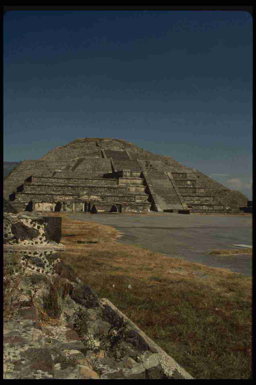 Mexico City - Corel Professional Photos ></a>
<script language=JavaScript> 
  var txt = 