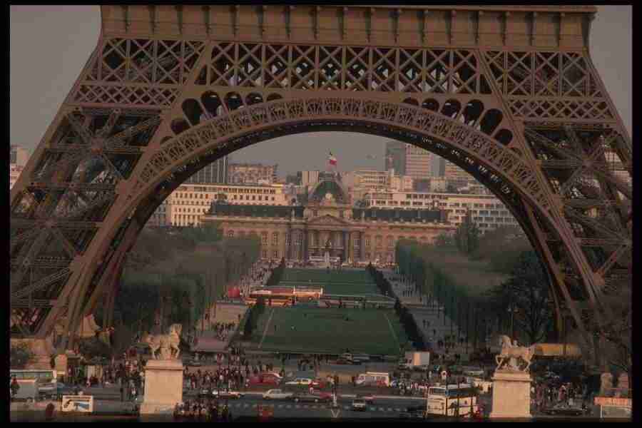 Paris - Corel Professional Photos ></a>
<script language=JavaScript> 
  var txt = 