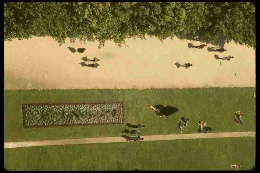 Paris - Corel Professional Photos ></a>
<script language=JavaScript> 
  var txt = 