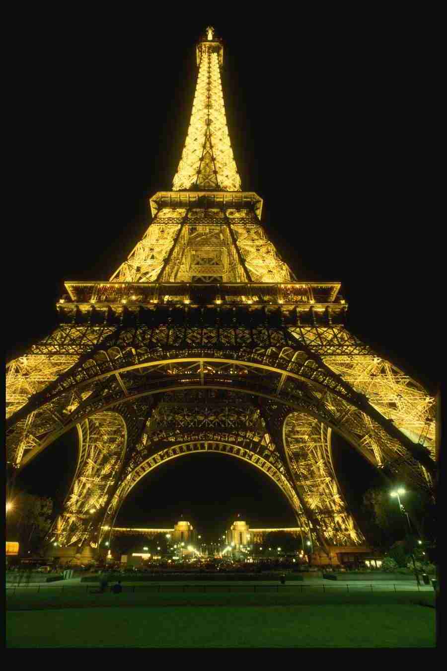 Paris - Corel Professional Photos ></a>
<script language=JavaScript> 
  var txt = 