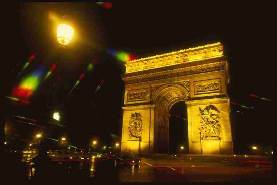 Paris - Corel Professional Photos ></a>
<script language=JavaScript> 
  var txt = 