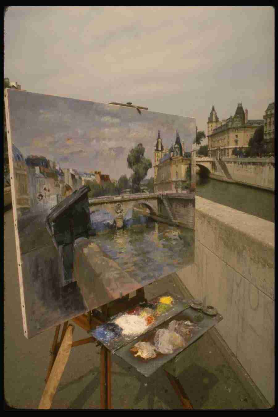 Paris - Corel Professional Photos ></a>
<script language=JavaScript> 
  var txt = 