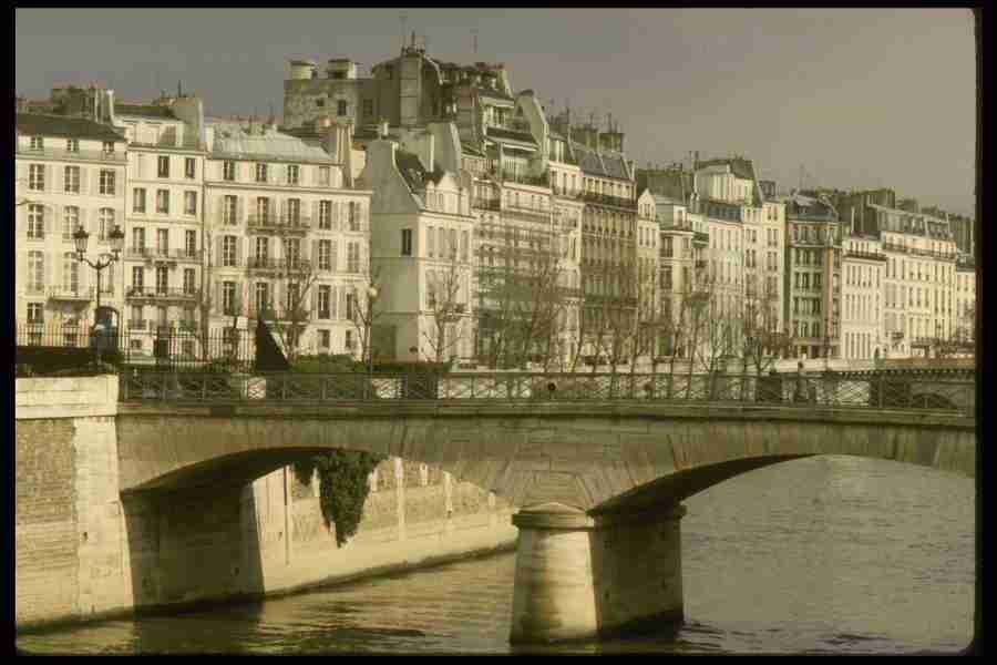 Paris - Corel Professional Photos ></a>
<script language=JavaScript> 
  var txt = 