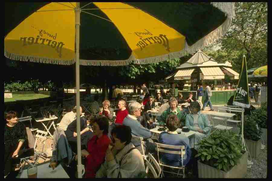 Paris - Corel Professional Photos ></a>
<script language=JavaScript> 
  var txt = 