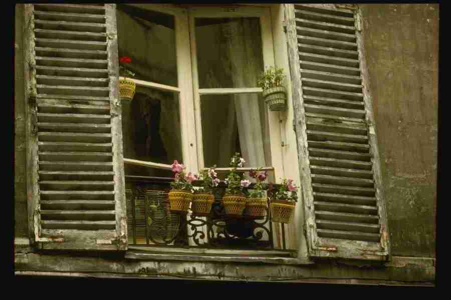 Paris - Corel Professional Photos ></a>
<script language=JavaScript> 
  var txt = 