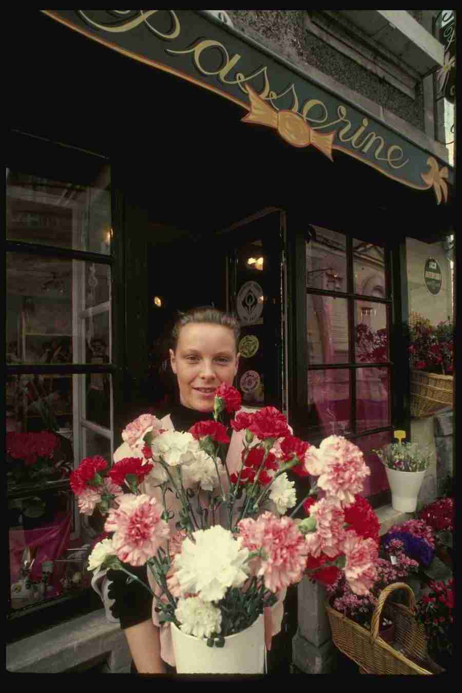 Paris - Corel Professional Photos ></a>
<script language=JavaScript> 
  var txt = 