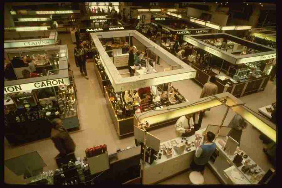 Paris - Corel Professional Photos ></a>
<script language=JavaScript> 
  var txt = 