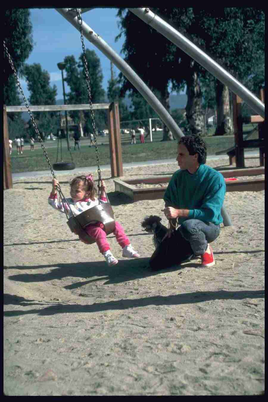 People - Corel Professional Photos ></a>
<script language=JavaScript> 
  var txt = 