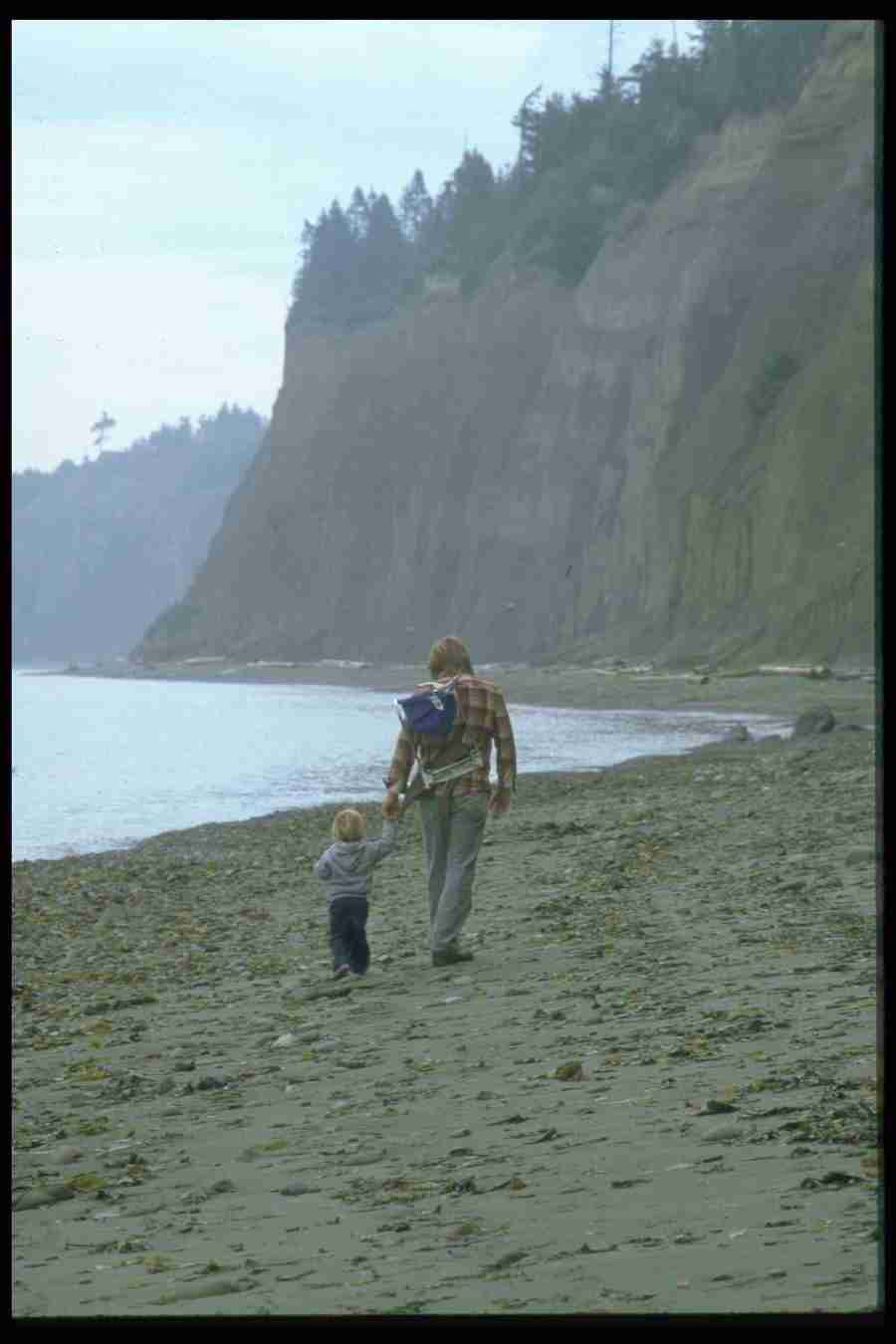 People - Corel Professional Photos ></a>
<script language=JavaScript> 
  var txt = 