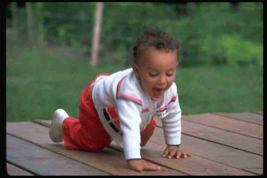 People - Corel Professional Photos ></a>
<script language=JavaScript> 
  var txt = 