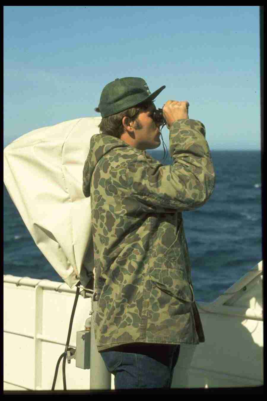 People - Corel Professional Photos ></a>
<script language=JavaScript> 
  var txt = 