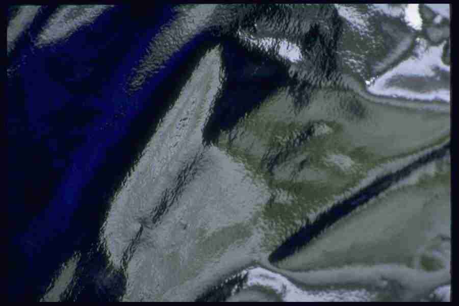 Reflective Effects - Corel Professional Photos ></a>
<script language=JavaScript> 
  var txt = 