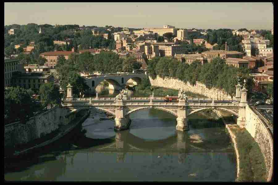 Rome - Corel Professional Photos ></a>
<script language=JavaScript> 
  var txt = 